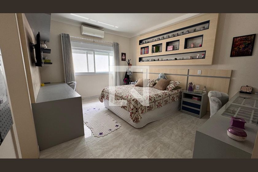 Casa à Venda - Swiss Park, 5 Quartos,  358 m2 em , Campinas - sp | SoloBR