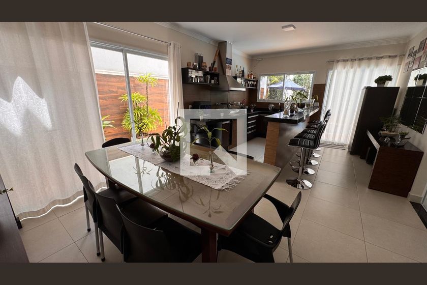 Casa à Venda - Swiss Park, 5 Quartos,  358 m2 em , Campinas - sp | SoloBR