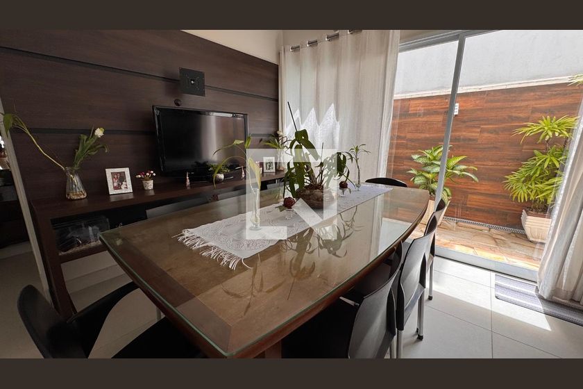 Casa à Venda - Swiss Park, 5 Quartos,  358 m2 em , Campinas - sp | SoloBR