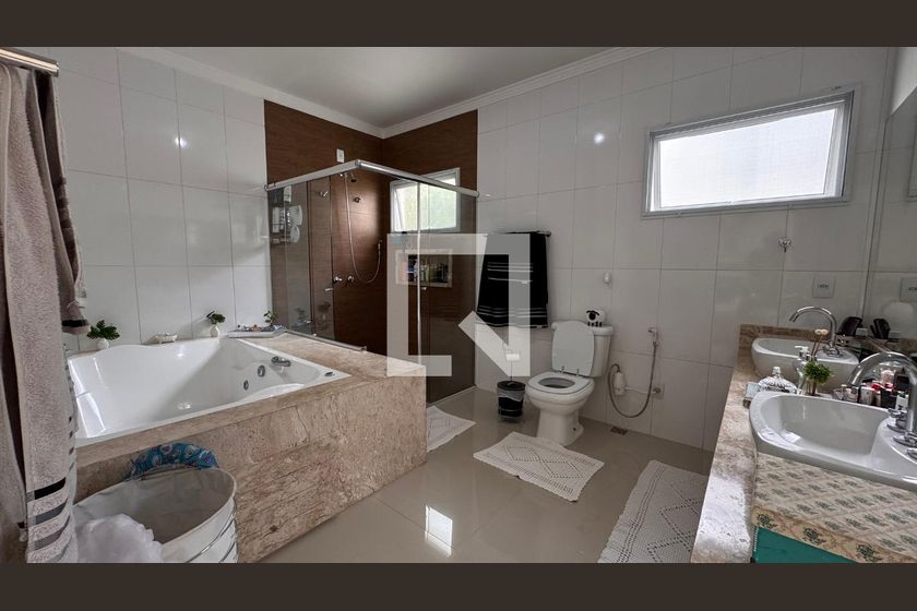 Casa à Venda - Swiss Park, 5 Quartos,  358 m2 em , Campinas - sp | SoloBR