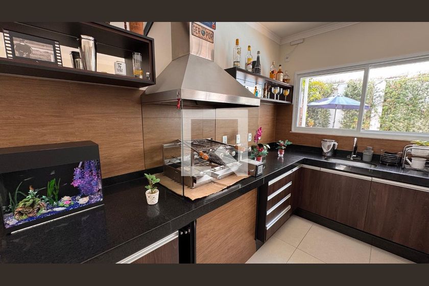Casa à Venda - Swiss Park, 5 Quartos,  358 m2 em , Campinas - sp | SoloBR