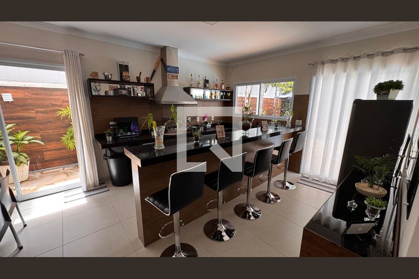 Casa à Venda - Swiss Park, 5 Quartos,  358 m2 em , Campinas - sp | SoloBR