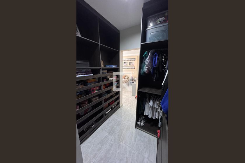 Casa à Venda - Swiss Park, 5 Quartos,  358 m2 em , Campinas - sp | SoloBR
