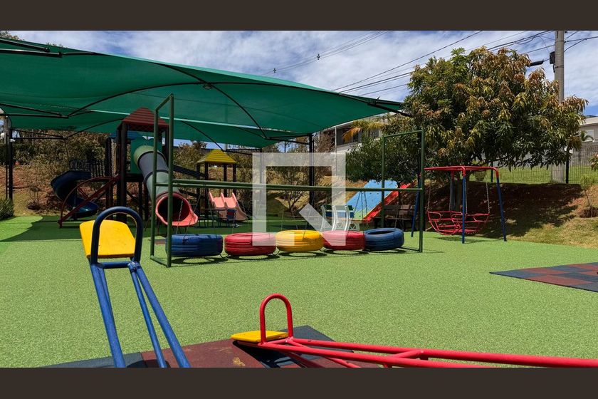 Casa à Venda - Swiss Park, 5 Quartos,  358 m2 em , Campinas - sp | SoloBR