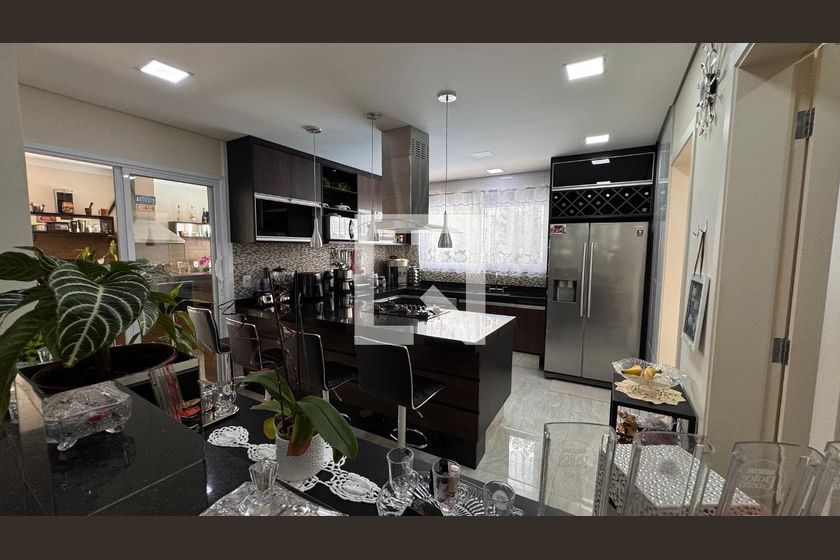Casa à Venda - Swiss Park, 5 Quartos,  358 m2 em , Campinas - sp | SoloBR