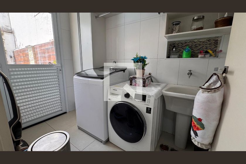 Casa à Venda - Swiss Park, 5 Quartos,  358 m2 em , Campinas - sp | SoloBR