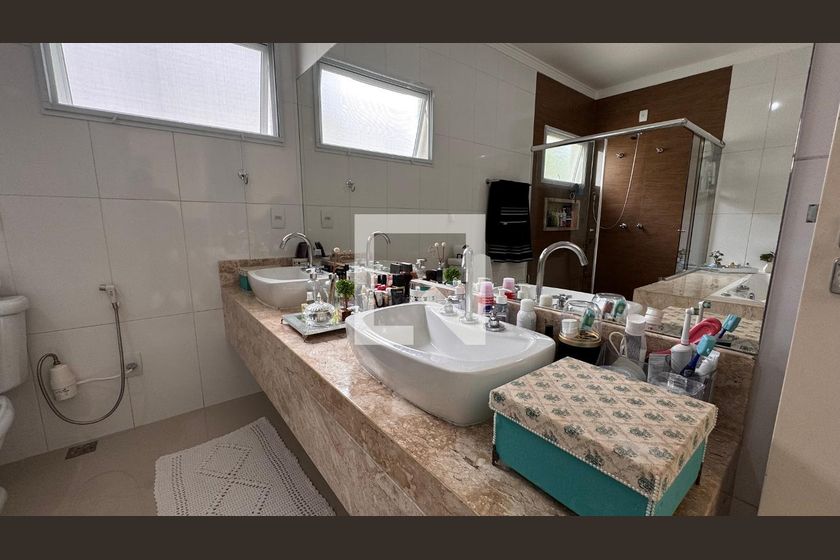 Casa à Venda - Swiss Park, 5 Quartos,  358 m2 em , Campinas - sp | SoloBR
