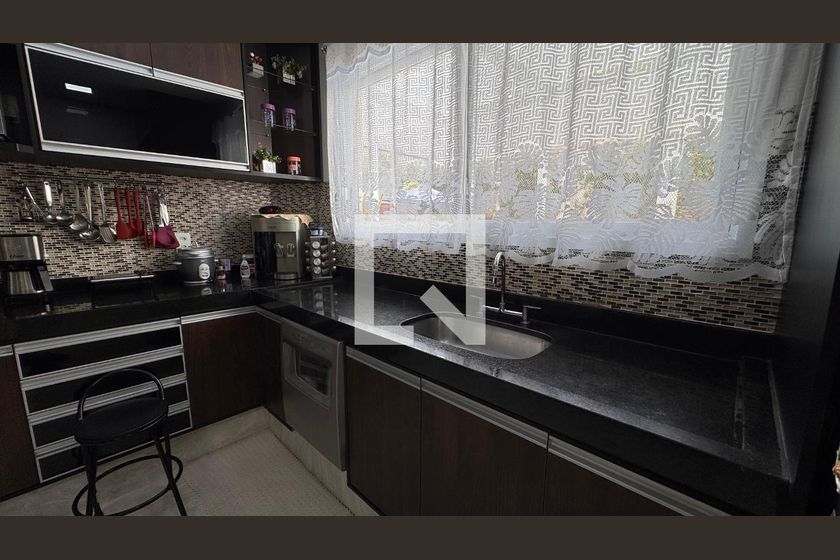Casa à Venda - Swiss Park, 5 Quartos,  358 m2 em , Campinas - sp | SoloBR