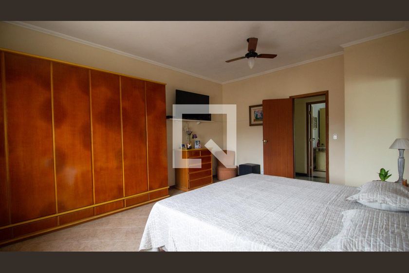 Casa, 3 quartos, 360 m² - Foto 41