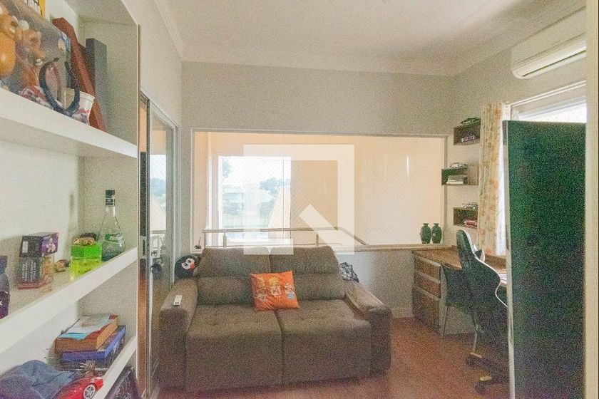 Casa à Venda - Swiss Park, 4 Quartos,  317 m2 em , Campinas - sp | SoloBR
