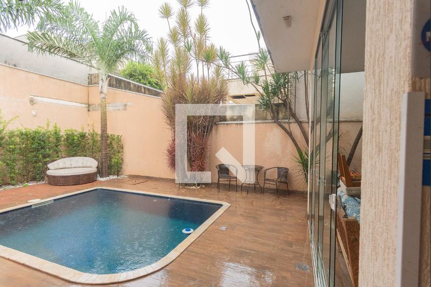 Casa à Venda - Swiss Park, 4 Quartos,  317 m2 em , Campinas - sp | SoloBR