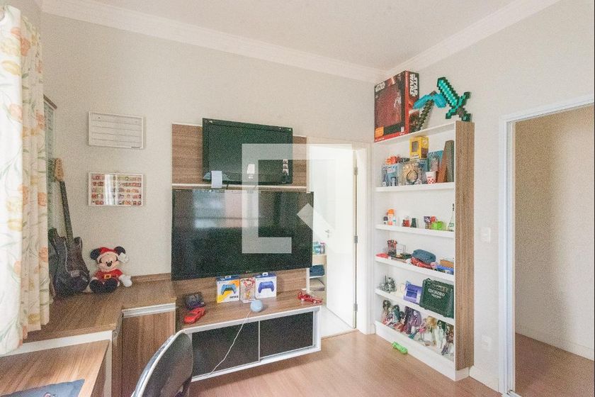 Casa à Venda - Swiss Park, 4 Quartos,  317 m2 em , Campinas - sp | SoloBR