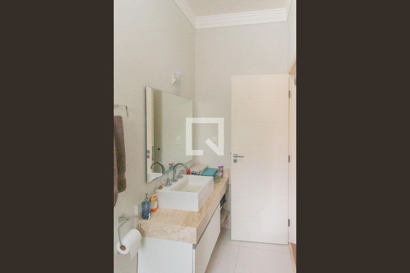 Casa à Venda - Swiss Park, 4 Quartos,  317 m2 em , Campinas - sp | SoloBR