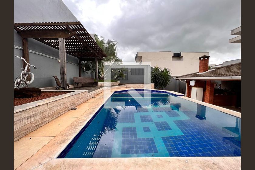 Casa à Venda - Swiss Park, 3 Quartos,  250 m2 em , Campinas - sp | SoloBR