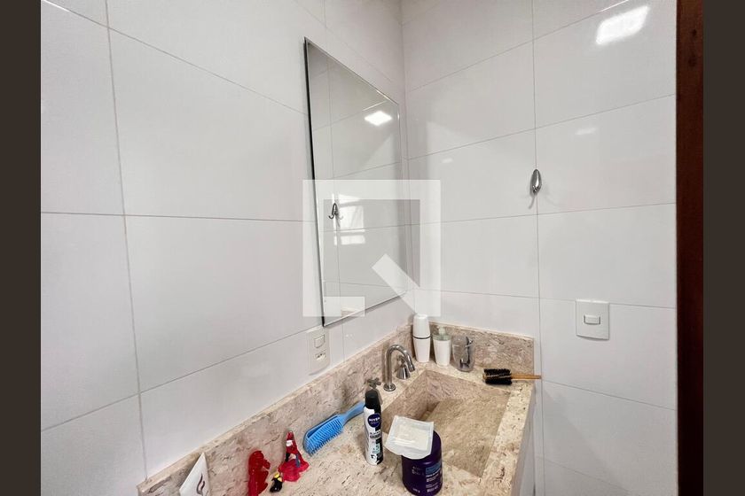 Casa à Venda - Swiss Park, 3 Quartos,  250 m2 em , Campinas - sp | SoloBR