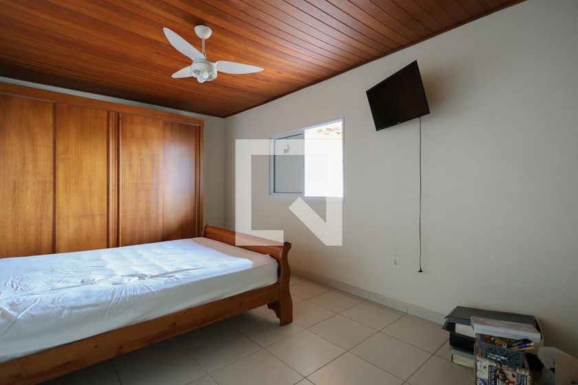 Casa, 6 quartos, 225 m² - Foto 63
