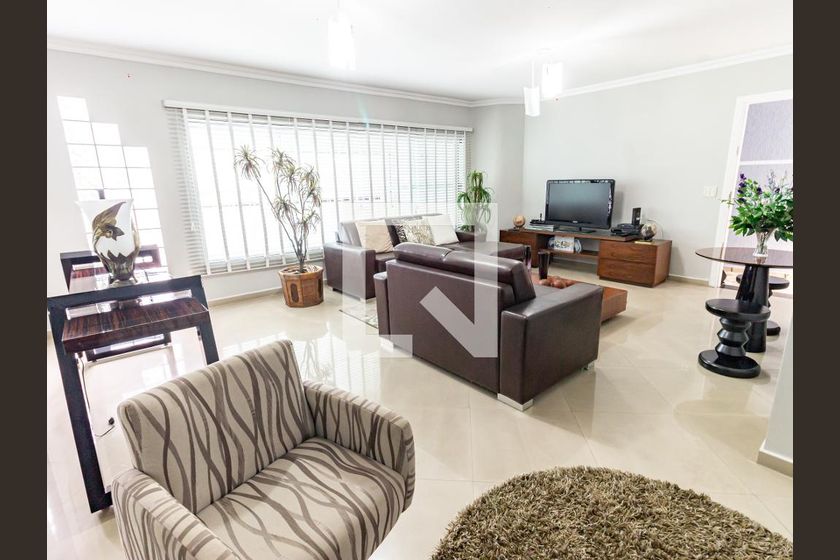 Casa, 6 quartos, 132 m² - Foto 8