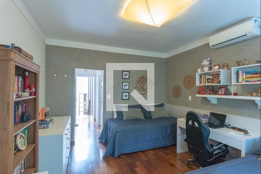Casa à Venda - Swiss Park, 4 Quartos,  480 m2 em , Campinas - sp | SoloBR