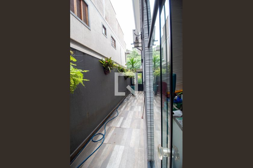 Casa, 3 quartos, 220 m² - Foto 34