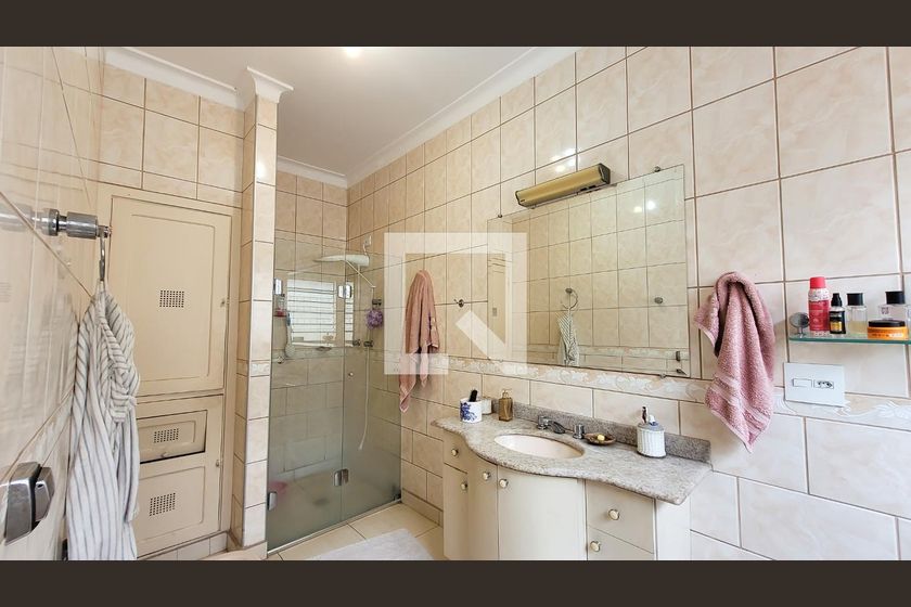 Casa à Venda - Guanabara, 5 Quartos,  350 m2 em , Campinas - sp | SoloBR