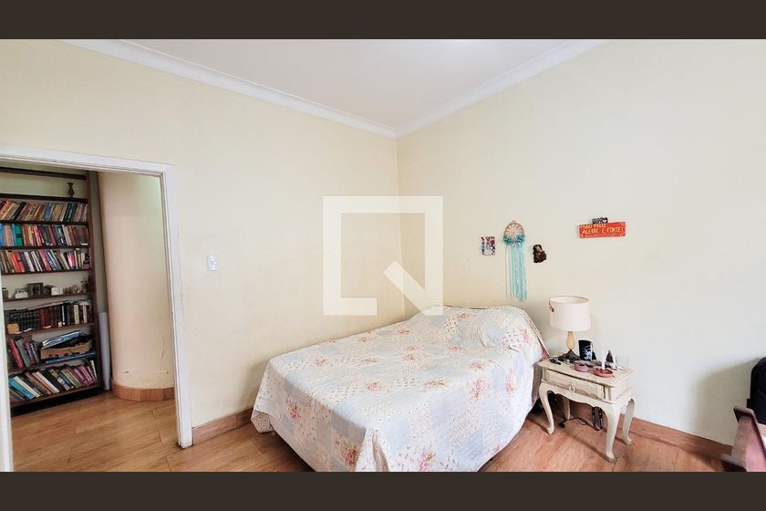 Casa à Venda - Guanabara, 5 Quartos,  350 m2 em , Campinas - sp | SoloBR