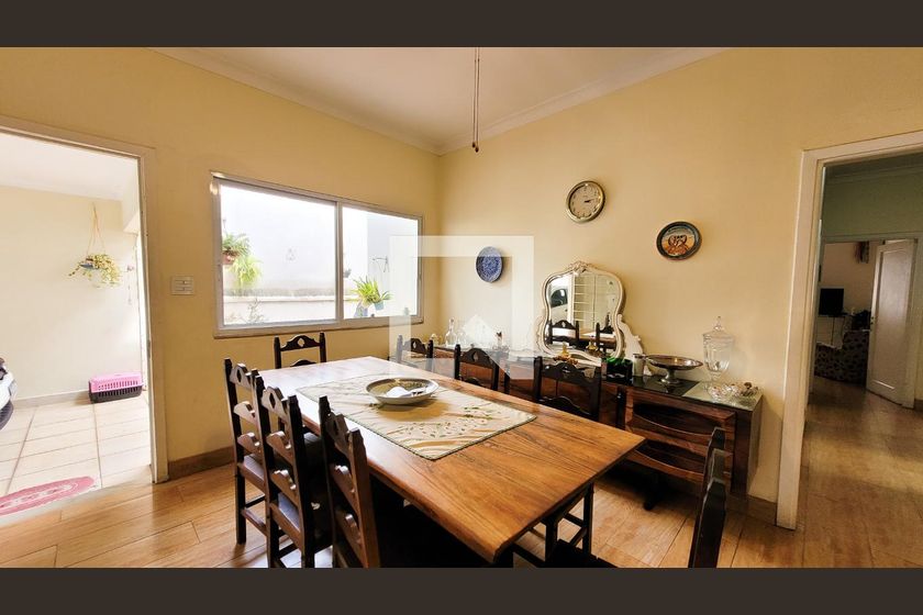 Casa à Venda - Guanabara, 5 Quartos,  350 m2 em , Campinas - sp | SoloBR