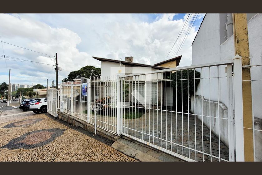Casa à Venda - Guanabara, 5 Quartos,  350 m2 em , Campinas - sp | SoloBR
