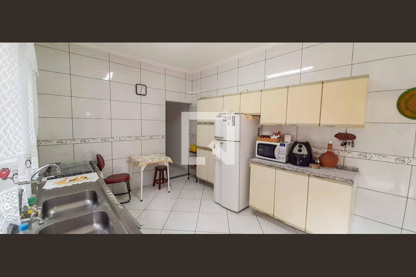 Casa, 4 quartos, 198 m² - Foto 44