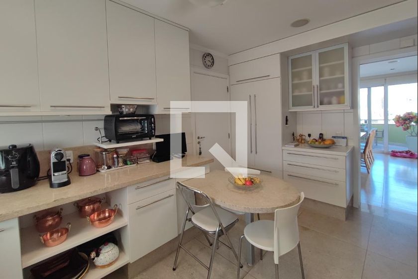 Apartamento à Venda - Cambuí, 4 Quartos,  370 m2 em , Campinas - sp | SoloBR