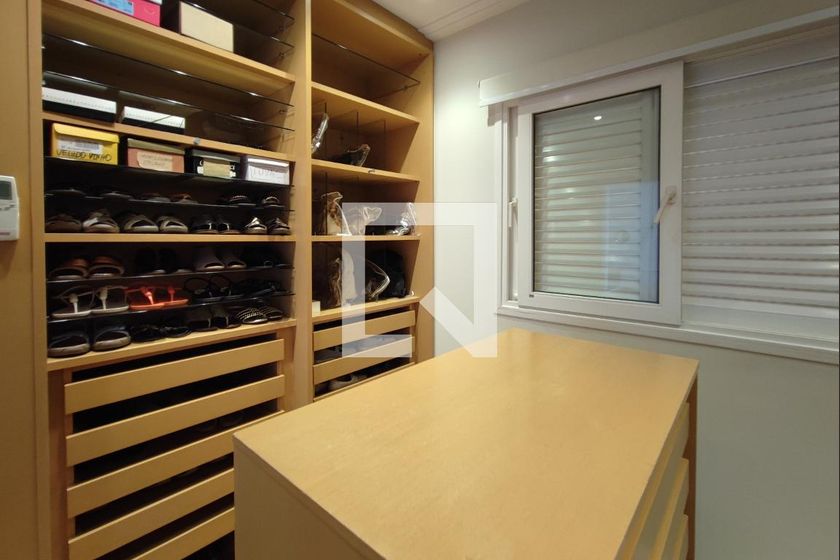 Apartamento à Venda - Cambuí, 4 Quartos,  370 m2 em , Campinas - sp | SoloBR