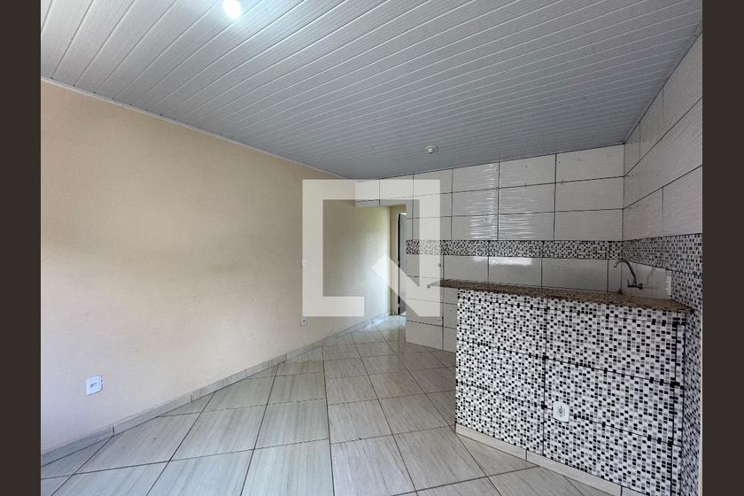 Casa, 1 quarto, 32 m² - Foto 1