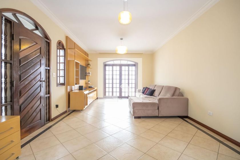 Casa, 3 quartos, 250 m² - Foto 4