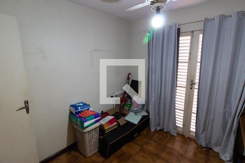 Casa à Venda - Jardim Flamboyant, 3 Quartos,  210 m2 em , Campinas - sp | SoloBR