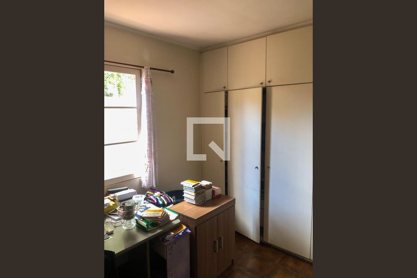 Casa à Venda - Jardim Flamboyant, 3 Quartos,  210 m2 em , Campinas - sp | SoloBR