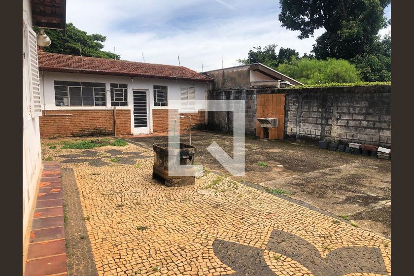 Casa à Venda - Jardim Flamboyant, 3 Quartos,  210 m2 em , Campinas - sp | SoloBR