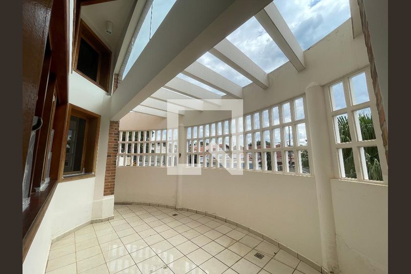Casa à Venda - Jardim Flamboyant, 5 Quartos,  652 m2 em , Campinas - sp | SoloBR