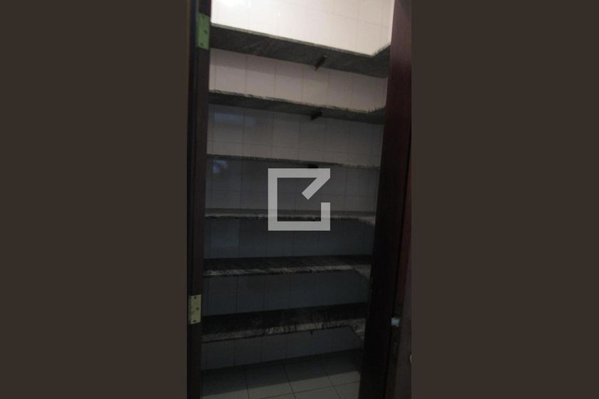 Casa à Venda - Jardim Flamboyant, 5 Quartos,  652 m2 em , Campinas - sp | SoloBR