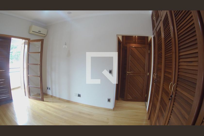 Casa à Venda - Jardim Flamboyant, 5 Quartos,  652 m2 em , Campinas - sp | SoloBR