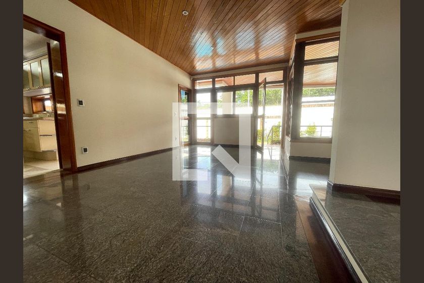 Casa à Venda - Jardim Flamboyant, 5 Quartos,  652 m2 em , Campinas - sp | SoloBR