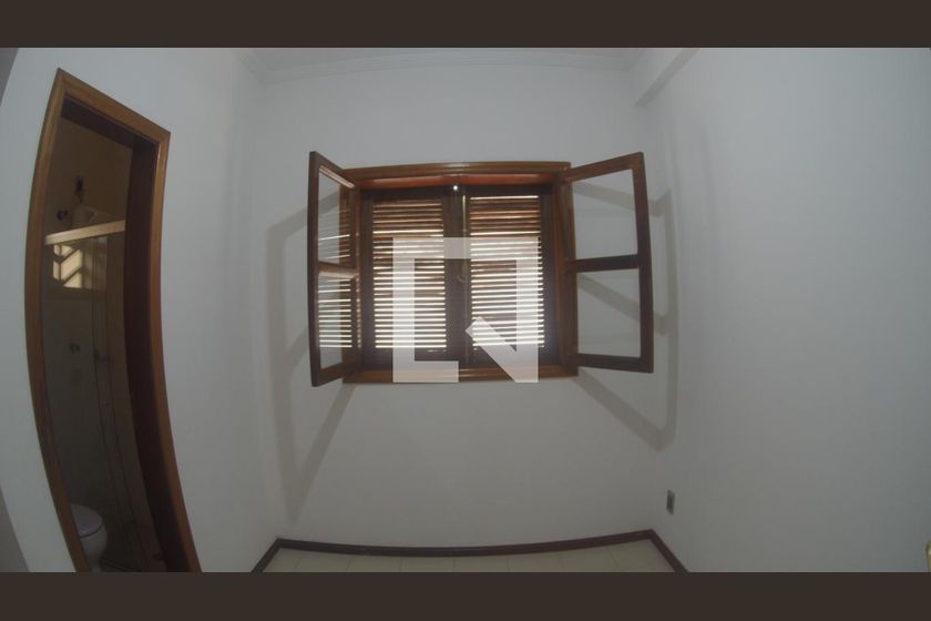 Casa à Venda - Jardim Flamboyant, 5 Quartos,  652 m2 em , Campinas - sp | SoloBR