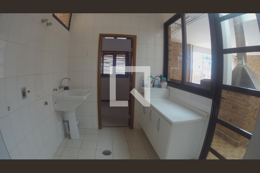 Casa à Venda - Jardim Flamboyant, 5 Quartos,  652 m2 em , Campinas - sp | SoloBR