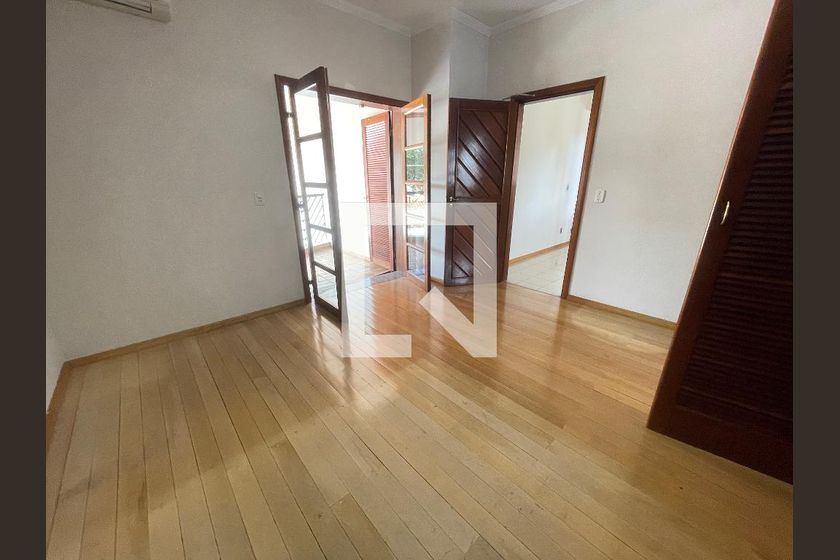 Casa à Venda - Jardim Flamboyant, 5 Quartos,  652 m2 em , Campinas - sp | SoloBR