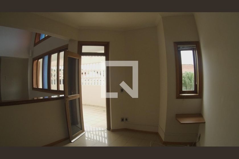 Casa à Venda - Jardim Flamboyant, 5 Quartos,  652 m2 em , Campinas - sp | SoloBR