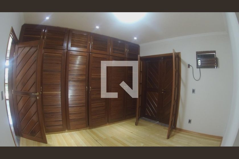 Casa à Venda - Jardim Flamboyant, 5 Quartos,  652 m2 em , Campinas - sp | SoloBR