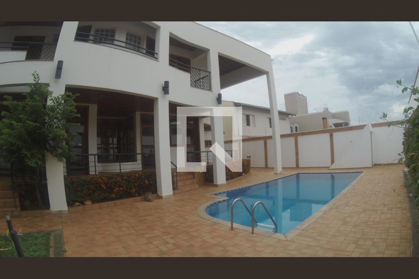Casa à Venda - Jardim Flamboyant, 5 Quartos,  652 m2 em , Campinas - sp | SoloBR