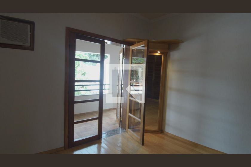 Casa à Venda - Jardim Flamboyant, 5 Quartos,  652 m2 em , Campinas - sp | SoloBR