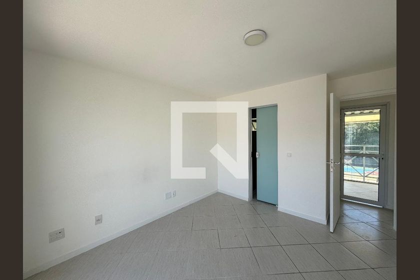 Casa, 4 quartos, 200 m² - Foto 47