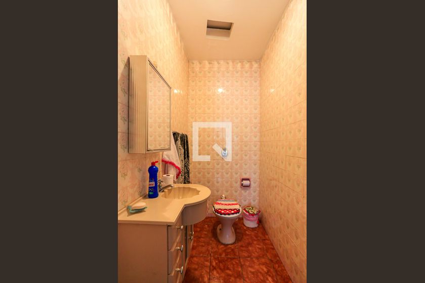 Casa, 3 quartos, 270 m² - Foto 47
