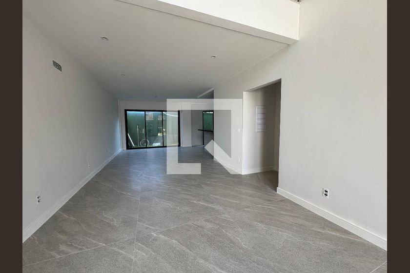 Casa, 4 quartos, 180 m² - Foto 2