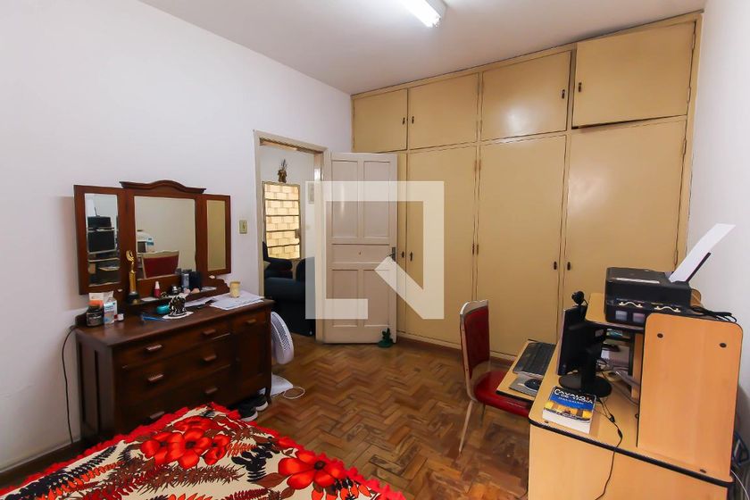 Casa, 3 quartos, 240 m² - Foto 13